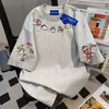 2025 Nueva Divertida Camiseta de Manga Corta con Estampado de Dibujos Animados Shin-Chan para Mujer Verano Casual Holgada Versátil Top Ins