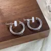 Nuevos Pendientes de Clip de Tornillo de Una Pieza Modernos y Sencillos para Mujer, Pendientes de Aro Lisos Clásicos, Pendientes Elegantes y Versátiles para el Trabajo, Venta al por Mayor