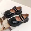 Sapatos de Couro Infantil para Meninas 2025 Outono Novos Sapatos de Performance para Menina Dançarina Solado Macio Sapatos Solteiros Sapatos de Princesa de Sola Reta Versão Estudante