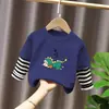 G2030# Nova Camiseta Listrada de Manga Longa Falsa Duas Peças Outono e Primavera para Meninos e Meninas Camisa Base Joker Top Solto Roupa Infantil
