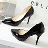 Zapatos de tacón de discoteca al por mayor 2017 Primavera Nuevo Punta puntiaguda Tacones altos Stiletto Zapatos de mujer Zapatos de trabajo
