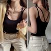 Camisola de tirantes dobles de estilo nuevo para verano 2026 para mujer, corte ajustado con copas en el pecho, top básico negro sin mangas