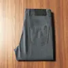 Pantalones Casuales Rectos para Hombre de Mezclilla Color Sólido, Cinco Bolsillos, Suaves, Transpirables, Delgados, Modal Peinado de Algodón, Primavera y Verano 2025