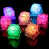 Bar Ktv Cubitos de Hielo Luminosos Juguetes Luminosos Se Iluminan al Exponerse al Agua Cubitos de Hielo LED Coloridos Lámpara Cubito de Hielo con Sensor Flash Fabricante