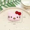 Boneca de Desenho Animado Kt Cat Acessórios de Pelúcia Roupas Infantis Sapatos Meias Broches Acessórios Decoração de Bolsa Materiais Atacado