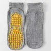 Calcetines Antideslizantes para Trampolín de Niños, Calcetines de Piso con Puntos, Calcetines para Caminar de Bebé en el Parque Infantil, Calcetines de Yoga para Adultos en Interiores