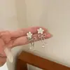 Brincos de Pérola com Flor de Diamante Inlaid de Agulha de Prata Laço Brincos de Luxo Leve High-End Temperamento Elegante Brincos Versáteis Venda por Atacado