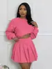 3071 Nuevo Conjunto de Dos Piezas de Moda Transfronteriza Europea y Americana para Mujer: Sudadera de manga larga + Minifalda plisada de color liso