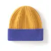 Novos Chapéus de Tricô de Cashmere Color Block para Meninos e Meninas, Chapéus Quentes de Tricô para Outono e Inverno, Chapéus de Pelo para Crianças, Chapéus para Frio ao Ar Livre