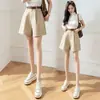 Novos Shorts Casuais Versáteis de Verão 2026 para Mulheres, Calças de Trabalho, Calças Wide-Leg, Shorts de Cintura Alta em Linha A, Shorts de Comprimento Médio para Roupas de Exterior