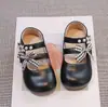 Zapatos de Cuero para Niñas 2026 Primavera y Otoño Estilo Nuevo Moño Diamantes de Imitación Calzado Bajo Tipo Princesa Versión Coreana Versátiles Zapatos de Estudiante para Niñas