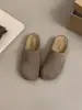 Sandalias de media pantufla cerradas estilo Birkenstock de suela gruesa para mujer, nuevos zapatos tipo mula retro primavera/otoño 2026 con suelas suaves