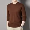 Suéter de Tricô Masculino Outono 2026 Nova Chegada Manga Longa Gola Redonda Cor Sólida Casual Versátil Camada Base Tricô