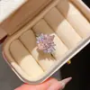Anillo Abierto Ovalado de Circonita Super Brillante, Moderno, Lujoso, de Alta Gama, Anillo para el Dedo Índice, Joyería de Diseño Versátil de Nicho