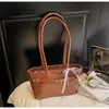 2025 Bufanda de Seda Lazo Nueva Moda Textura Moda Viajero Axila Hombro Único Bolso de Hombro Simple Bolso Casual para Mujer