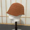 Chapéu de Pescador Liso Respirável Oco para Uso Externo Feminino Outono Inverno Simples Versátil Chapéu de Bacia Faz o Rosto Parecer Menor Dobrável Tendência