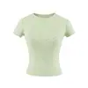 Camiseta Feminina Redonda de Manga Curta com Bolinhas, Estilo Doce e Picante, Nova para o Verão, Slim Fit Versátil, Base que Marca a Cintura