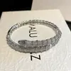 Pulsera de Diamantes Micro-incrustados de Lujo Ligero y Sensación de Alta Gama para Mujer, Pulsera Sencilla de Moda de Acero de Titanio que no se Decolora, para Pareja, Combinable con Todo, Primera Joya