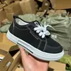 Zapatos de Mujer 2025 Verano Nuevo Ins Tendencia Estilo Coreano Zapatos de Lona para Estudiantes Mujeres Suela Gruesa Tenis Casuales Comercio Exterior para Mujeres Venta al por Mayor