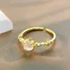 Anillo de Plata S925 de Lujo Accesible de Nicho con Piedra Lunar Incrustada Apertura de Ajuste Normcore para Mostrar Fresco Elegante