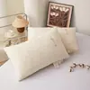 2026 Nuevo Modelo Almohada Suave para Cuello Bordada de Algodón y Lino Núcleo de Almohada