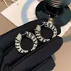 Brincos Estrela de Luxo Leve Estilo Francês para Mulheres, Modernos e Sofisticados, Design Minimalista de Nicho, Acessórios de Orelha Versáteis para o Dia a Dia