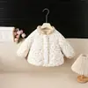 Nova roupa infantil de inverno estilo coreano para sair, jaqueta infantil de outono e inverno para meninas, com gola alta floral e forro de fleece, roupa infantil para atividades ao ar livre