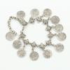 Nuevo estilo Miao estilo étnico exótico Decoración de frente con borlas de campanas Plata vintage Xizang Cadena para la frente Colgante para cejas Tocado de estilo antiguo para mujer