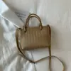 Bolsa de Mão Estilo Coreano para Comércio Exterior Transfronteiriço, Bolsa Saco da Moda, Bolsa de Ombro Texturizada e Estilosa, Bolsa Transversal Versátil Retro