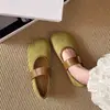 Zapatos retro de mujer estilo francés con suela blanda y que aumentan la altura, nuevo modelo principios de otoño 2026, elegantes zapatos Mary Jane para ir al trabajo con cierre de velcro