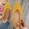 Sapatos de Malha Vazados Respiráveis e Leves para Mulheres de Tamanho Grande, Cor Sólida, Bico Fino, Sola Lisa, Sola Macia, Comércio Exterior