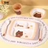 Wuhe Vajilla Infantil de Melamina Oso Pardo Antiescaldado Estilo Caricatura Tazón para Comida de Bebé Plato Multicompartimentos Vaso para Agua Cuchara Tenedor