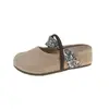 Pantuflas cerradas retro antideslizantes de suela gruesa para mujer, adecuadas para usar al aire libre en verano, nuevo diseño para aumentar la altura para combinar con faldas, medias pantuflas de suela suave, estilo Birkenstock