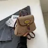 Mochila Pequena Feminina Retrô 2026 Nova Elegante Bolsa de Ombro Duplo Moda Coreana Versátil Pequena Bolsa Transversal Simples Bolsa Feminina Tendência