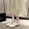 Zapatos Planos de Moda Versátiles Estilo Noche para Mujer 2025 Verano y Otoño Nuevos Zapatos Mary Jane Franceses de Boca Baja Suaves y Elegantes