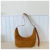 Bolsa de Dumpling Moda Suede Personalizada Estilo Coreano Transfronteiriça Portátil Retro de Aparência Elegante para o Dia a Dia Ombro Transversal Axila