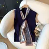 Chaleco top de seda con cuello en V, elegante e intelectual, estilo coreano para primavera y otoño, chaleco de punto adelgazante y versátil para mujer