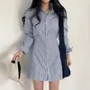 Vestido Chemise Elegante Simples com Lapela Listrado, Estilo Novo Chic Coreano para Mulheres, Vestido de Amarrar de Comprimento Médio