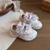 Zapatos para Niña 2026 Otoño Nuevos Tenis de Encaje para Niña Zapatos de Tabla de Dibujos Animados con Moño Ligeros para Niños Pequeños