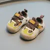 Novos Sapatos de Caminhada para Bebês Outono 2026 para Meninos e Meninas, Sapatos Esportivos Casuais Antiderrapantes para 0-3 Anos, Sapatos Casuais Anti-Impacto