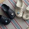 Novos Charms de Sapato de Frutas Realistas para Tamancos, Acessórios Decorativos Criativos Destacáveis em Designs de Coco e Mirtilo