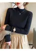 Top de capa base puede ser adelgazante nuevo estilo mujer negro popular moderno ajustado elegante suéter tacto de alta gama versátil top pequeño