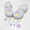 Flores de simulação de resina adequadas para flores de sapato clog de golfinho pequeno, sensação de alta qualidade da moda, corrente original DIY, fivela, atacado