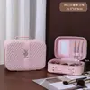 Nova Bolsa de Maquiagem Portátil para Mulheres, Bolsa de Armazenamento de Viagem de Grande Capacidade, Fabricante Popular de Estojo de Maquiagem Pequeno Portátil