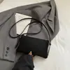Bolsa de terciopelo transfronteriza para mujer 2026 nueva moda bolso cruzado retro con un toque de alta gama, bolsa tipo sobre de gamuza, bolsa para teléfono