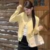 Cardigan de Tricô Amarelo Bordado Outono Primavera 2026 Feminino Estilo Coreano Design de Moda Suéter Peça Externa Top Tamanho Único