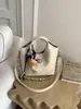 Bolso de Mano Exquisito de Gama Alta para Mujer 2026 Modelo Nuevo Gran Capacidad Bolso de Moda con Bordado Acolchado Bolso de Hombro Único Bolso Cruzado