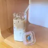 Taza de agua de vidrio para mujer, estilo coreano, cuadrada, de alto valor de color, con tapa, transparente, simple, de fondo plano, para calentar el café del hogar.
