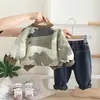 2025 Nuevo Otoño e Invierno para Niños Cuello Redondo Manga Larga Tops Elegantes Conjunto de Tres Piezas de Otoño para Niños Venta al por Mayor de Fábrica