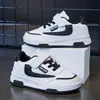 Zapatos Infantiles 2026 Nuevos Zapatos Deportivos Casuales para Niños Superficie de Cuero para Niñas Suela Suave Zapatos de Tabla Calzado Infantil Resistente al Desgaste Zapatos Blancos Pequeños